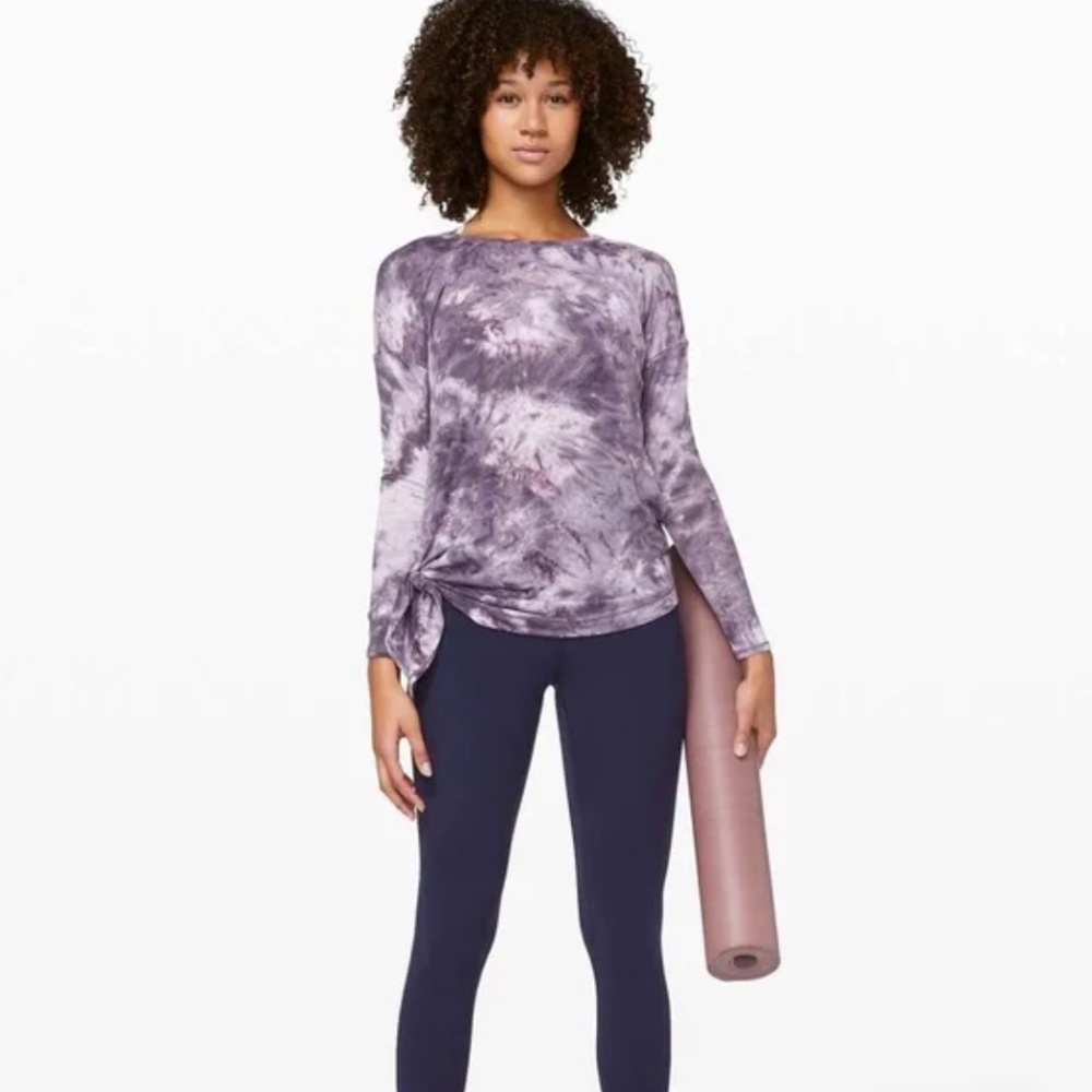 Lululemon To the Point Mist Diamond Dye Glacier Grey, see measurement 4 size - Picture 2 of 15